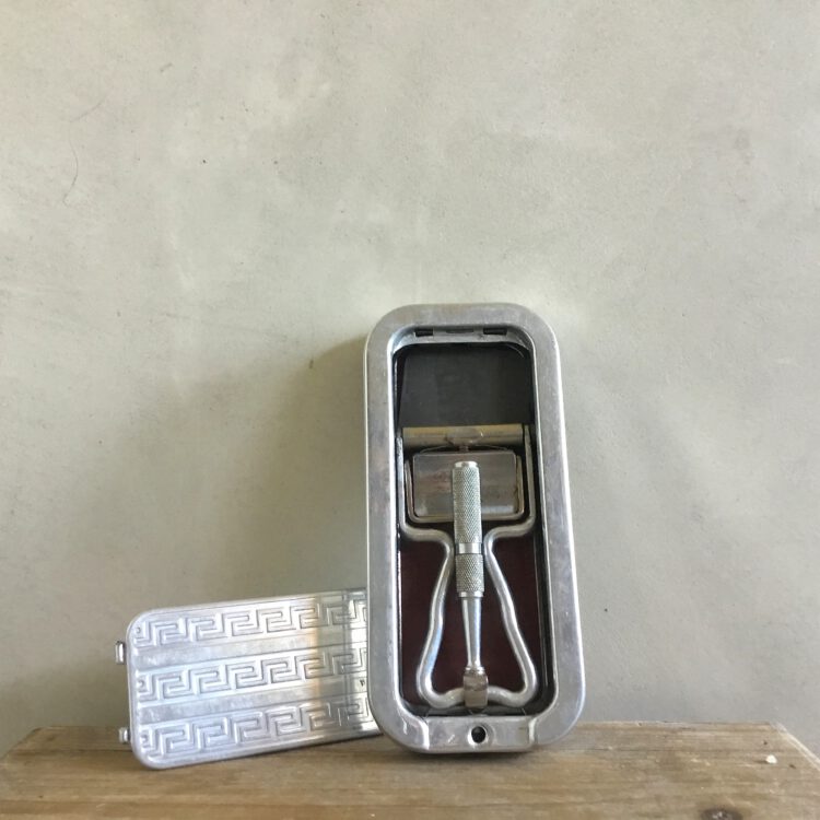 Scheermes Rolls Razor