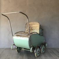 Poppenwagen