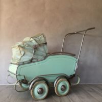 Poppenwagen