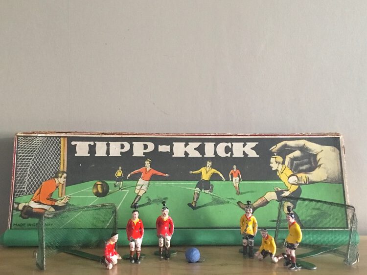 Voetbalspel Tipp Kick