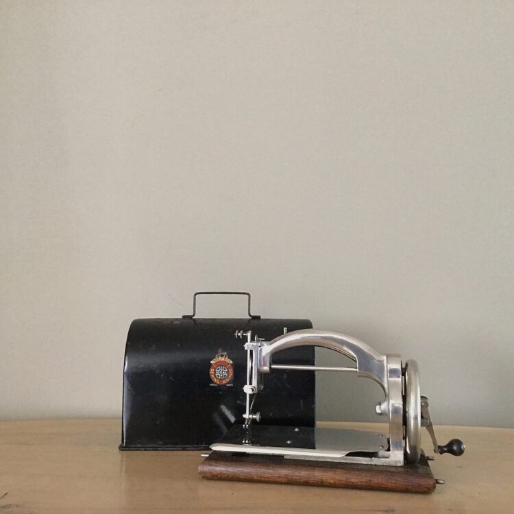 Naaimachine Ideal