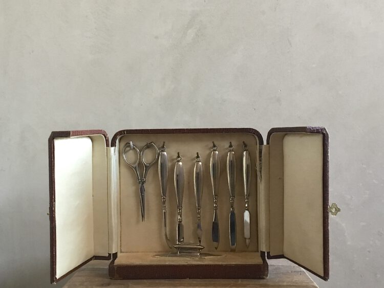 Manicure set